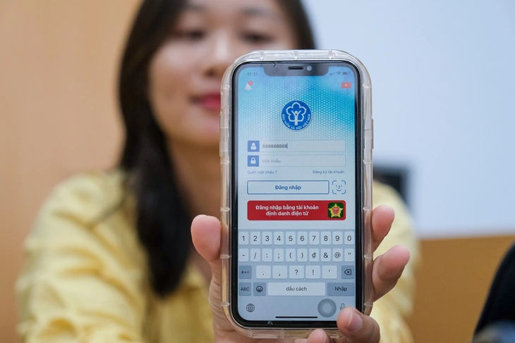 Người dân nên đăng nhập VssID để kiểm tra lại thông tin cá nhân, đặc biệt là họ tên, ngày sinh, số CCCD và quá trình đóng bảo hiểm để kiểm tra thông tin chính xác