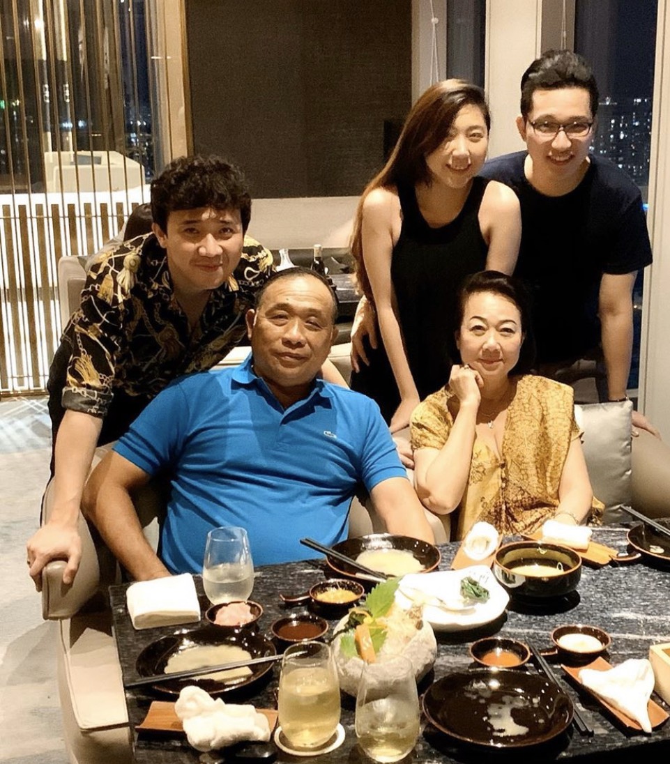 Trấn Thành trở thành trụ cột lo cho gia đình