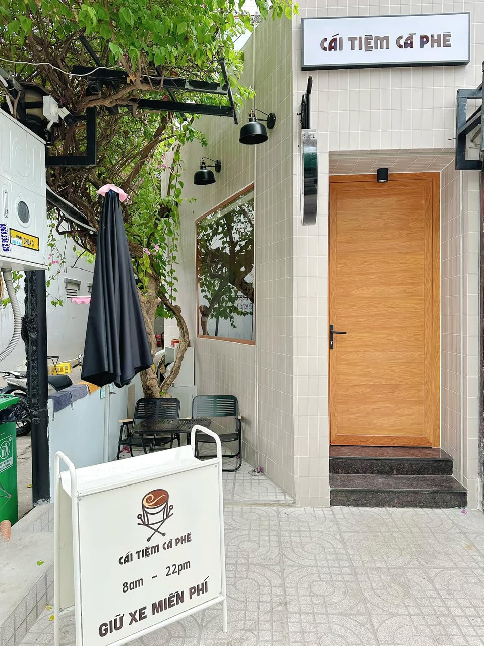 Khu phố ở TP.HCM lọt top 12 chất nhất thế giới: Vỏn vẹn 1,23 km² tận 24 quán cà phê, có ngôi chợ 400 gian hàng vừa tròn 100 tuổi