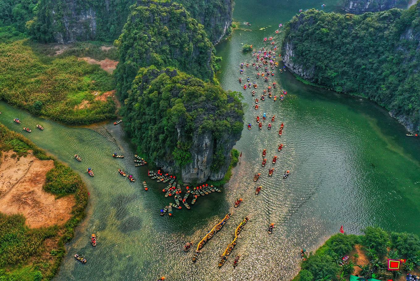 Vì sao du khách dặn nhau đừng nên đi chuyến đò cuối ở Tràng An?