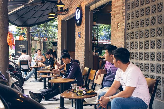 Khu phố ở TP.HCM lọt top 12 chất nhất thế giới: Vỏn vẹn 1,23 km² tận 24 quán cà phê, có ngôi chợ 400 gian hàng vừa tròn 100 tuổi