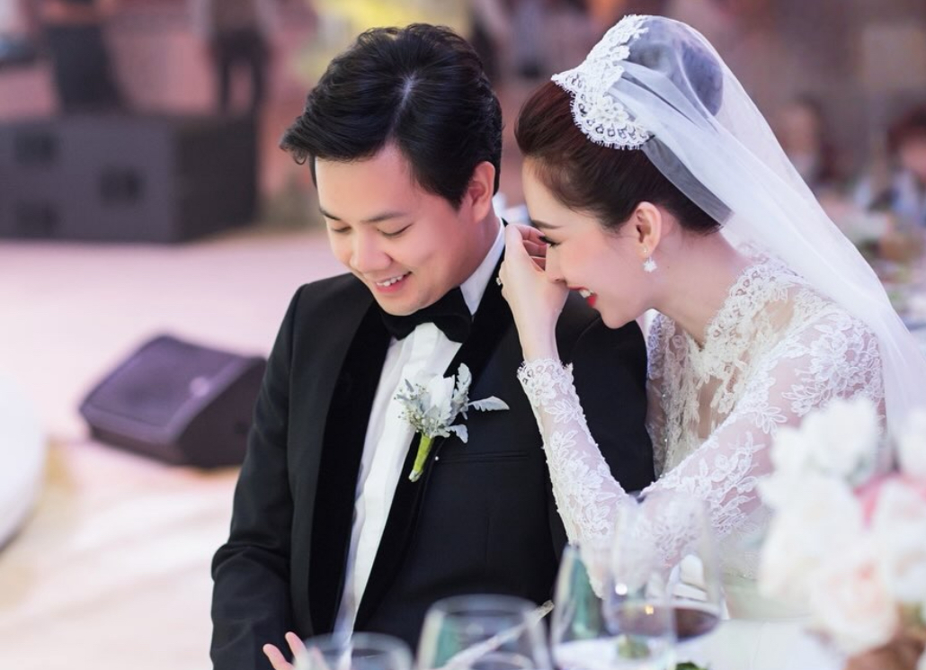 Từ phong cách đến nhan sắc cô dâu dường như không thay đổi sau gần 1 thập kỷ