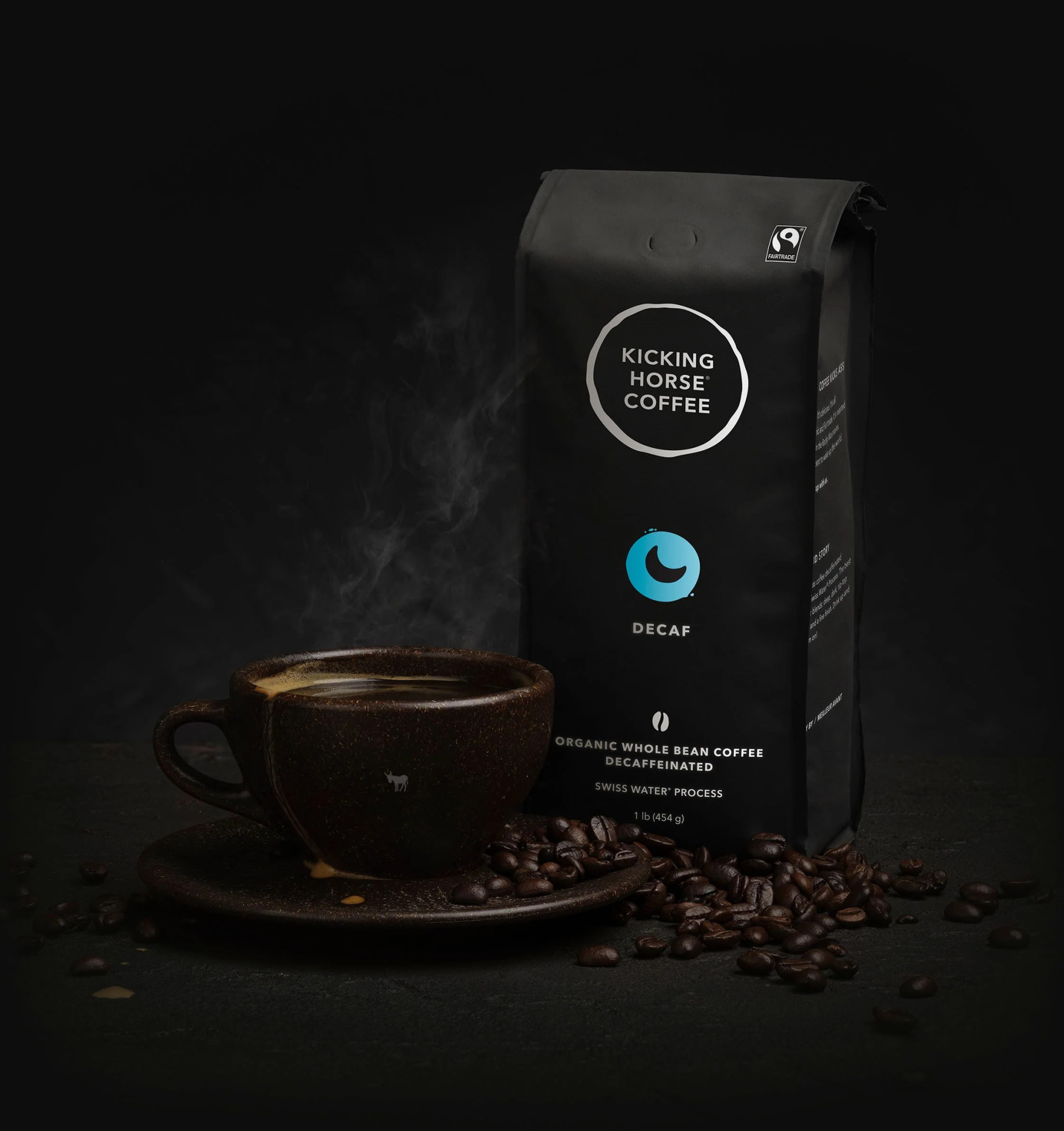 Từng bị chê là cà phê giả nay Starbucks và loạt thương hiệu thi nhau bán, vì sao người Việt bắt đầu uống decaf?