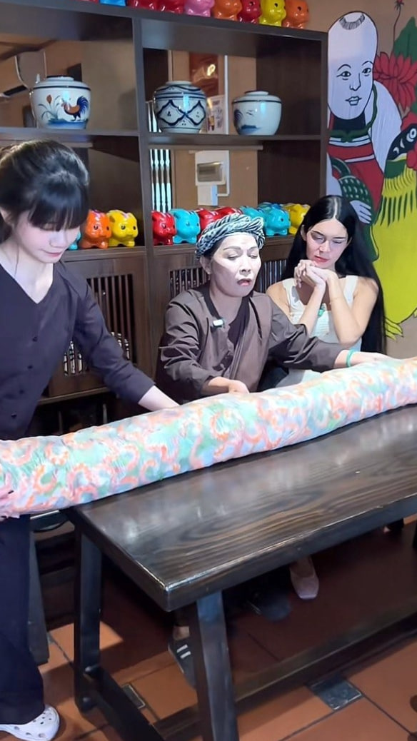 Cơm quê Dượng Bầu lên tiếng về thử thách gỏi cuốn 10kg: “Người đăng ký quá đông nên quán ưu tiên KOL, được lập đội tối đa 4 người”