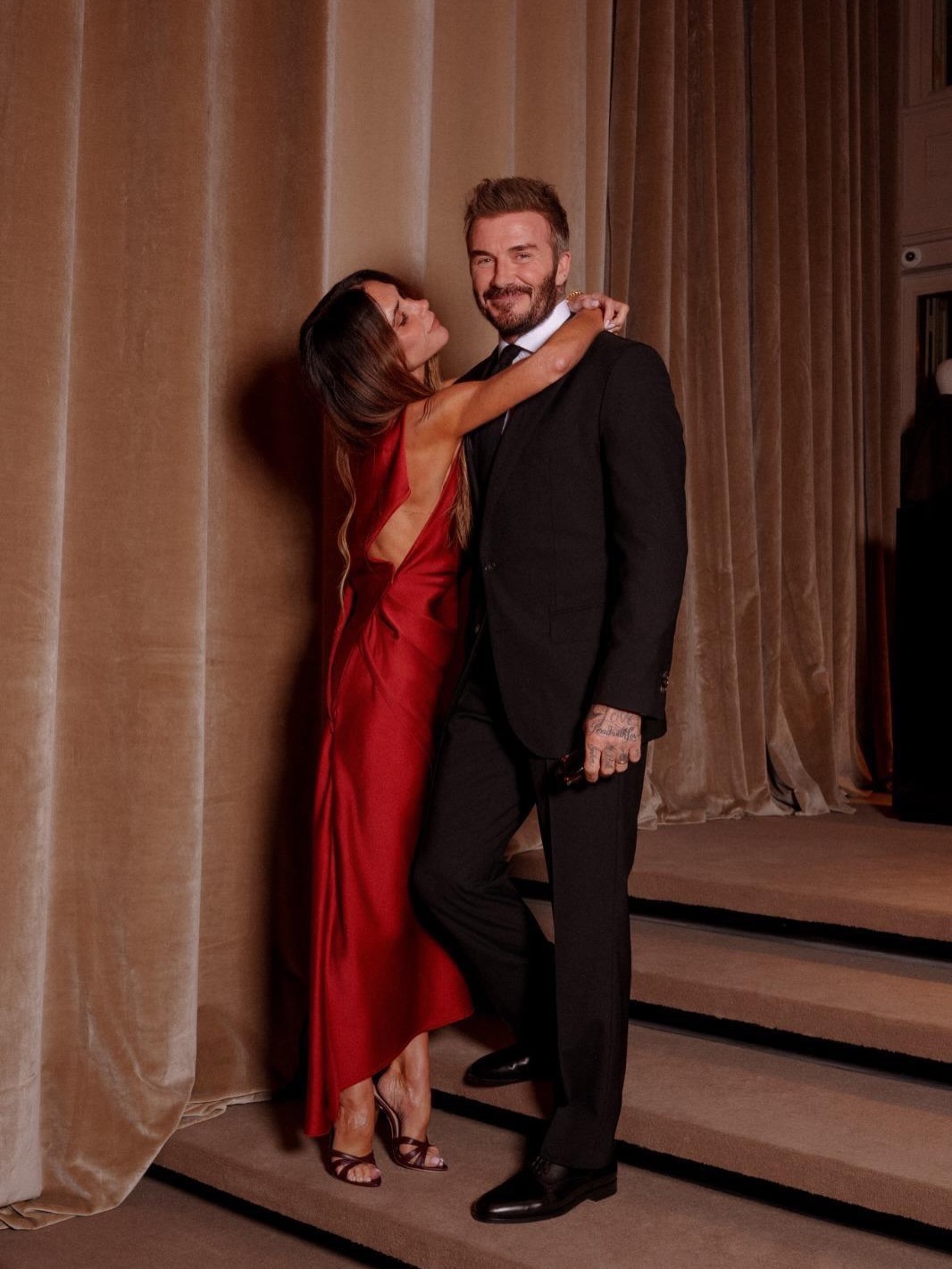 Khoảnh khắc hạnh phúc của vợ chồng Beckham (Ảnh: IG)