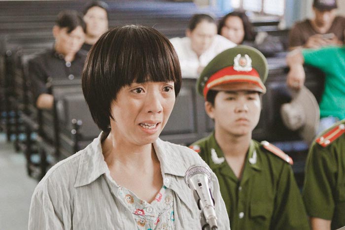 Vai diễn Mẹ Mưa trong phim Nắng của Thu Trang lấy đi nước mắt của nhiều khán giả