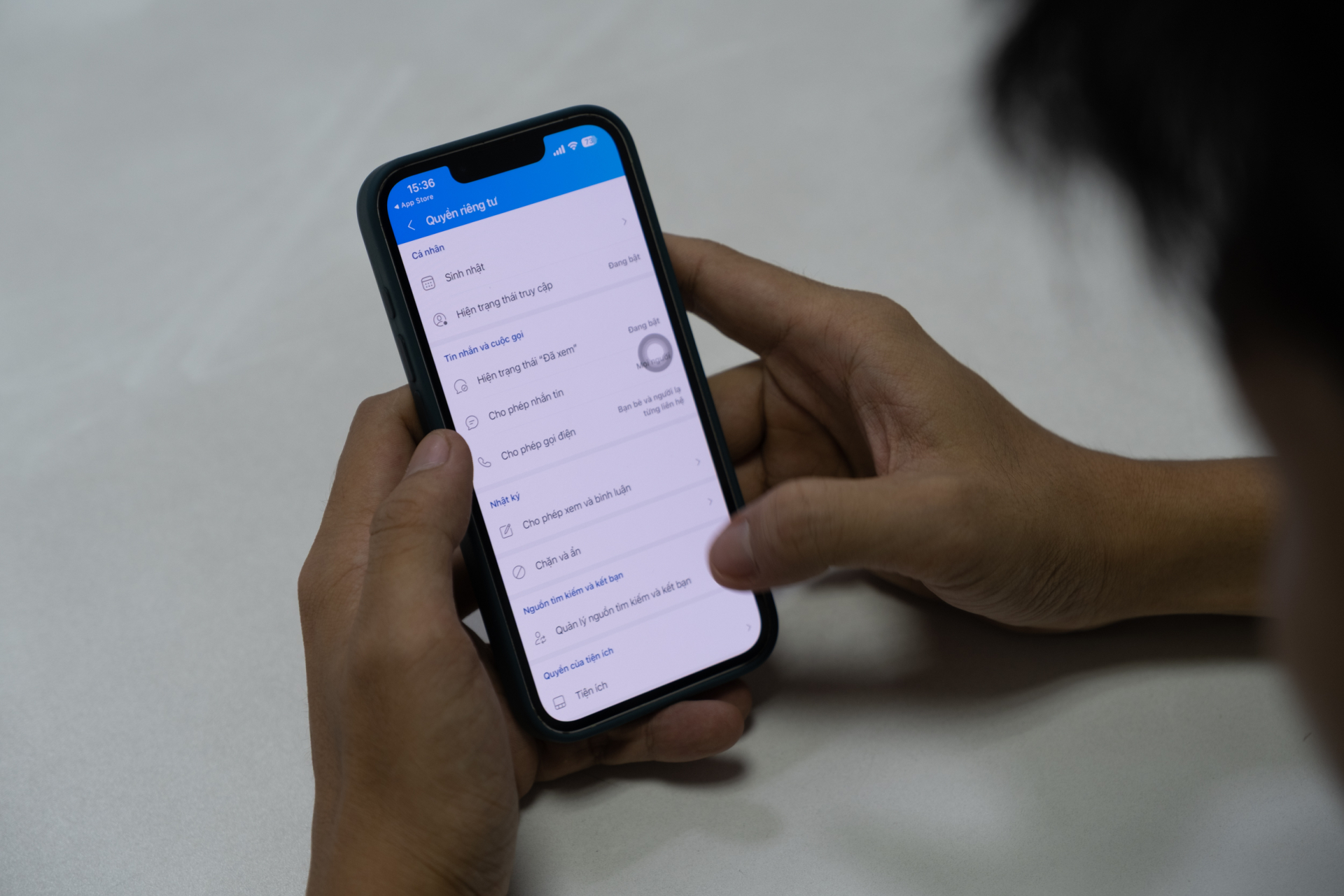 Người dùng Zalo cần nắm rõ các cài đặt Quyền riêng tư để tránh bị làm phiền (Ảnh: Khả Văn)