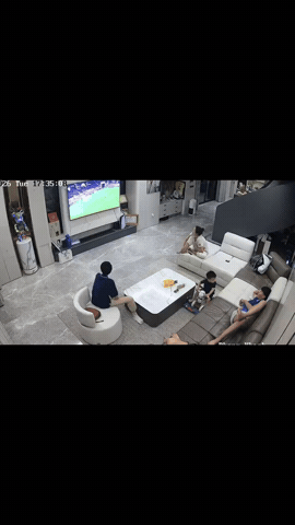 Cảnh tượng khó tin của Doãn Hải My trong căn biệt thự nhà Văn Hậu