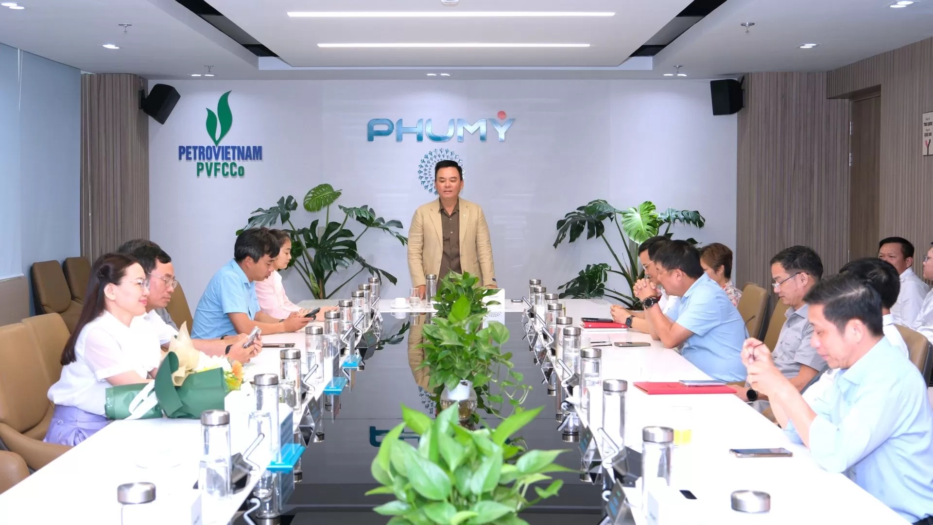 PVFCCo - Phú Mỹ tổ chức Lễ công bố và trao quyết định bổ nhiệm cán bộ 