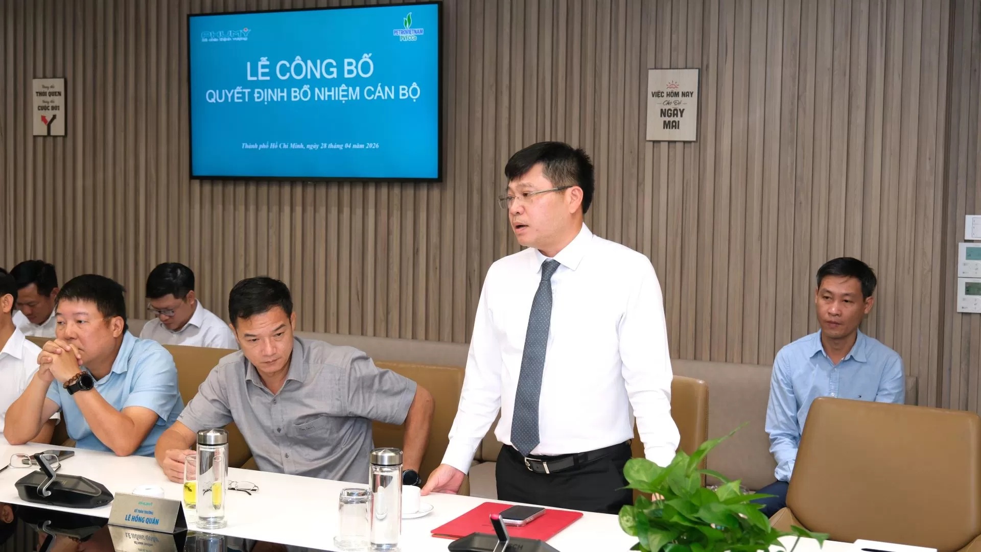 PVFCCo - Phú Mỹ tổ chức Lễ công bố và trao quyết định bổ nhiệm cán bộ 