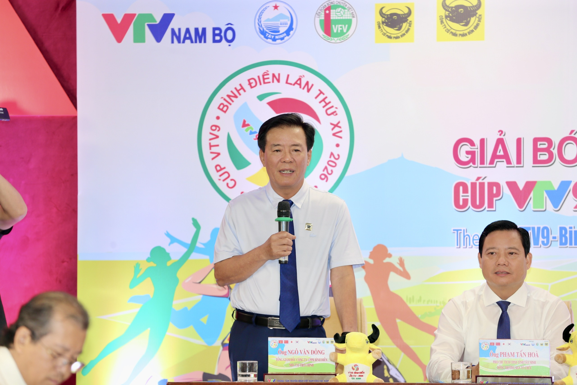 Ông Ngô Văn Đông TGĐ Công ty CP Phân bón Bình Điền chia sẽ tại buổi họp báo giới thiệu về giải đấu