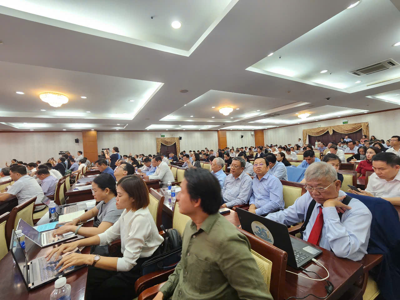 Hội nghị thu hút đông đảo các đơn vị Hiệp hội ngành hàng và doanh nghiệp tham gia