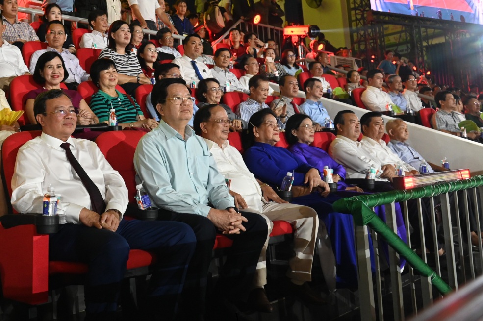 Nguyên lãnh đạo Trung ương, lãnh đạo tỉnh Tây Ninh dự lễ khai mạc giải