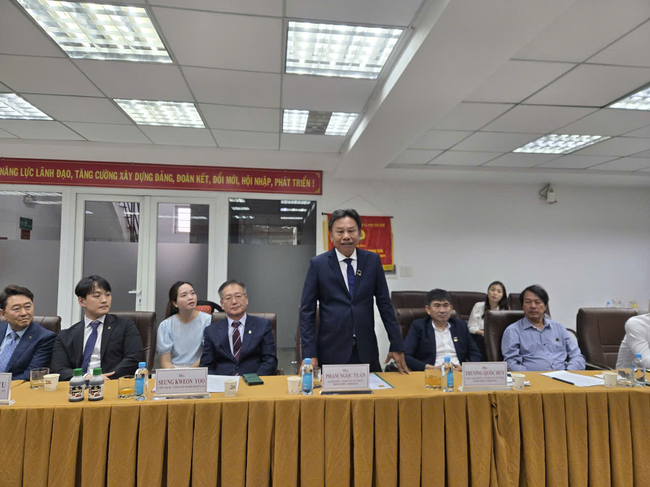 Ông Phạm Ngọc Tuấn – Giám đốc Công ty Cổ phần Bình Điền – Mekong chia sẻ tại buổi lễ ký kết