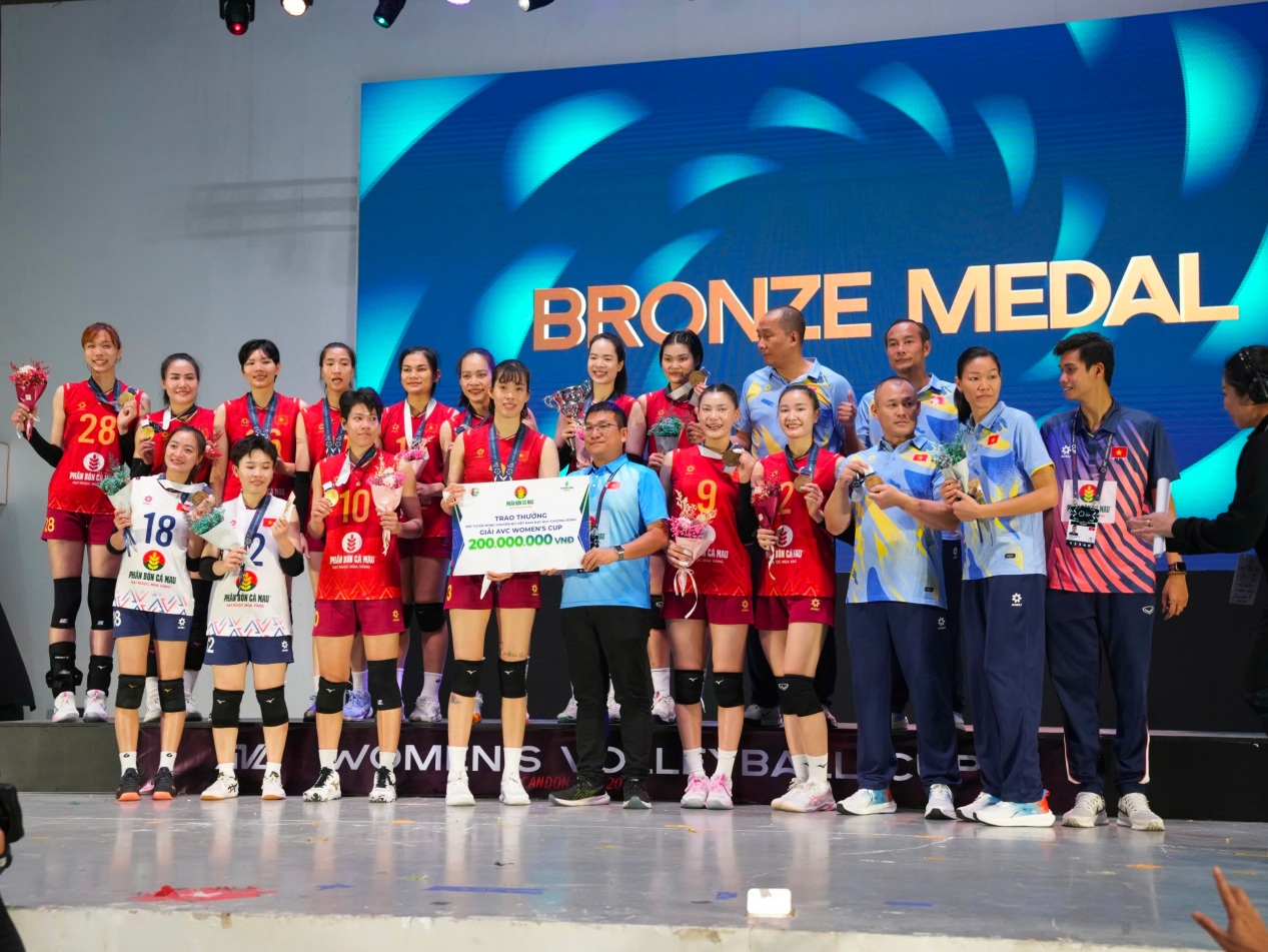 Tuyển bóng chuyền Việt Nam giành huy chương đồng tại AVC Cup 2026.