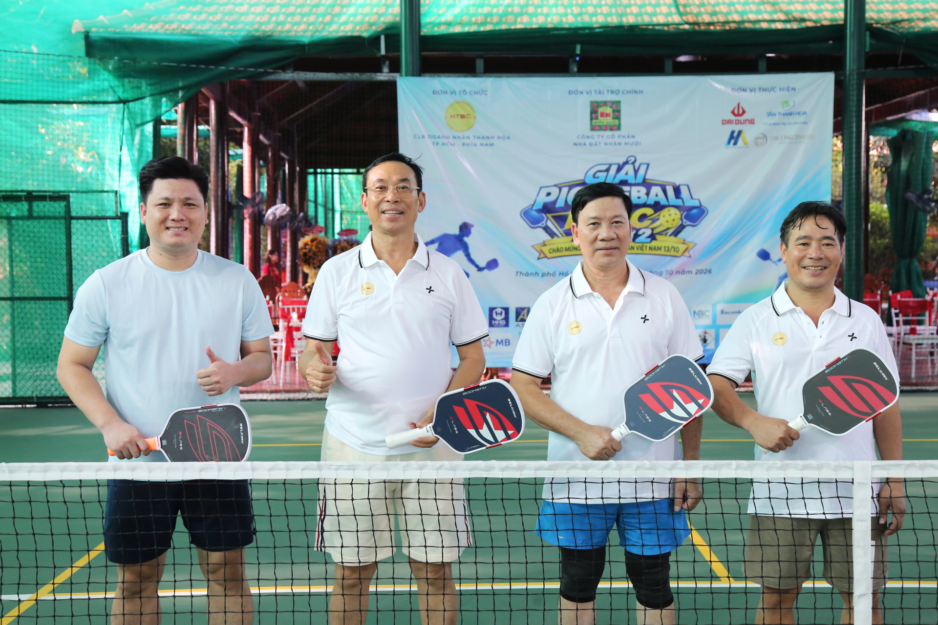 Đại điện HTBC và khách mời tham gia giải đấu Pickleball tại buổi họp mặt