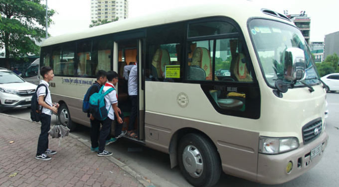 Đề xuất bổ sung quy định về xe đưa đón học sinh