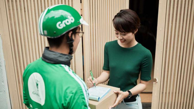 Grab và Shopee hợp tác triển khai dịch vụ “Giao hàng 1h”