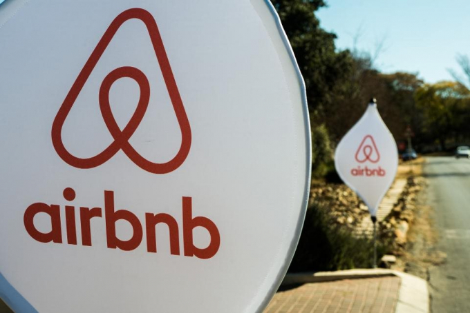 Airbnb hoàn tiền, không tính phí hủy với khách đặt phòng