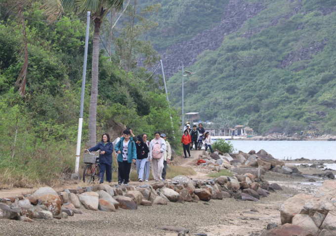 Sinh viên Đại Học Nha Trang tham gia chương trình mô hình Dung lịch giáo dục cộng đồng