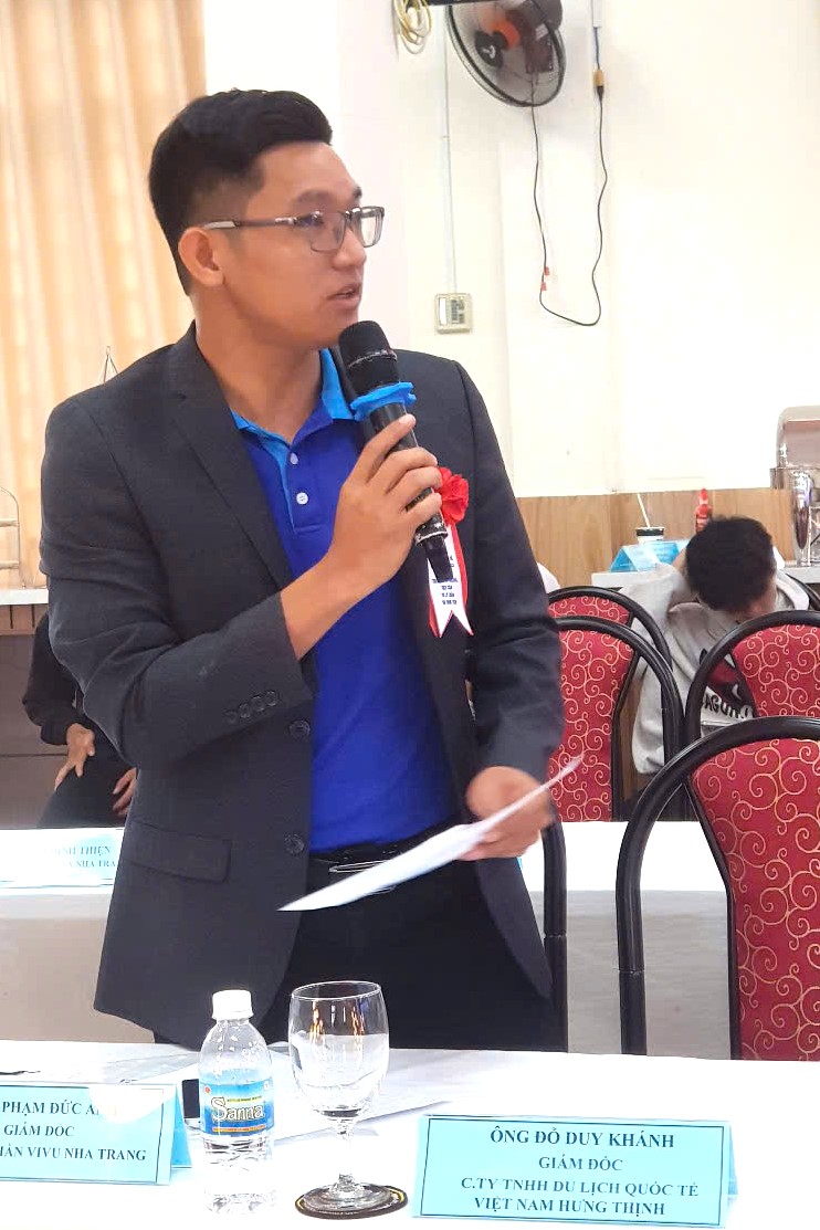 Chuyên gia Phạm Đức Anh- Giám đốc Công ty CP Vivu Nha Trang đóng góp ý kiến