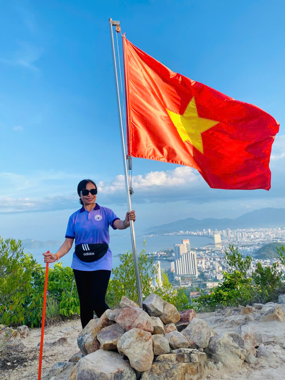Kỷ niệm tuyệt vời của thành viên lớn tuổi nhất đoàn- Chị Đinh Thị Hoan (63 tuổi)