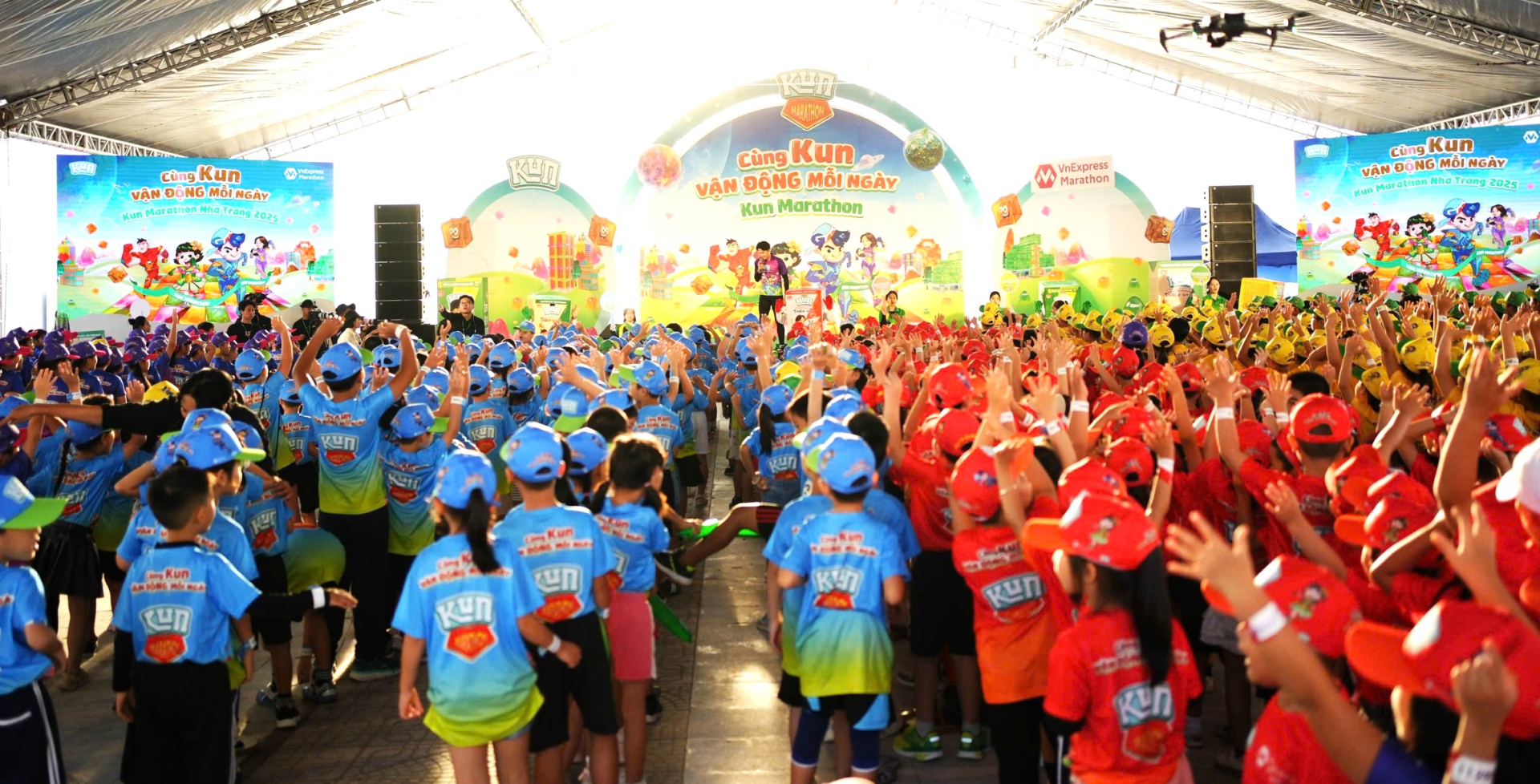 2.000 runner tham dự Kun Marathon Libera Nha Trang 2025.