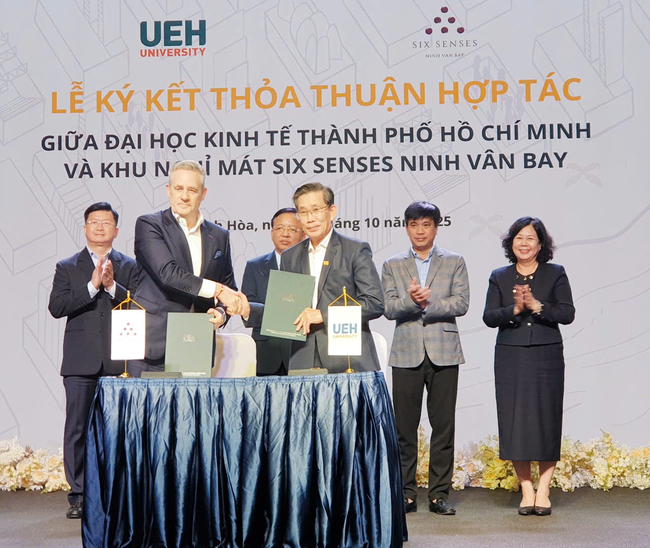 Giám đốc Đại học Kinh tế HCM ký kết hợp tác với Giám đốc Sĩ Sensenses Ninh Vân Bay