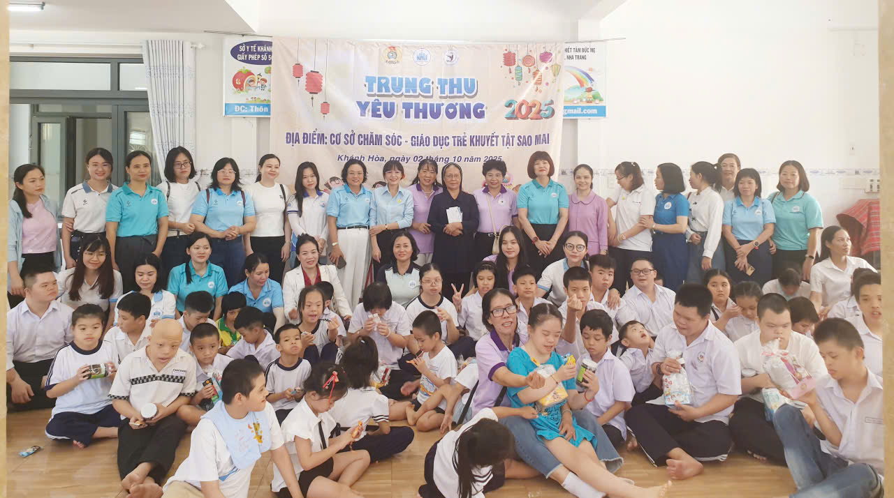 Đoàn Nữ Trí thức Khánh Hòa với những kỷ niệm đáng yêu cùng cô, trò Sao Mai