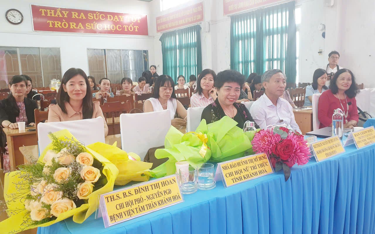 Chương trình tư vấn chăm sóc sức khỏe hoàn hảo mang lại giá trị thiết thực cho mọi người tham dự