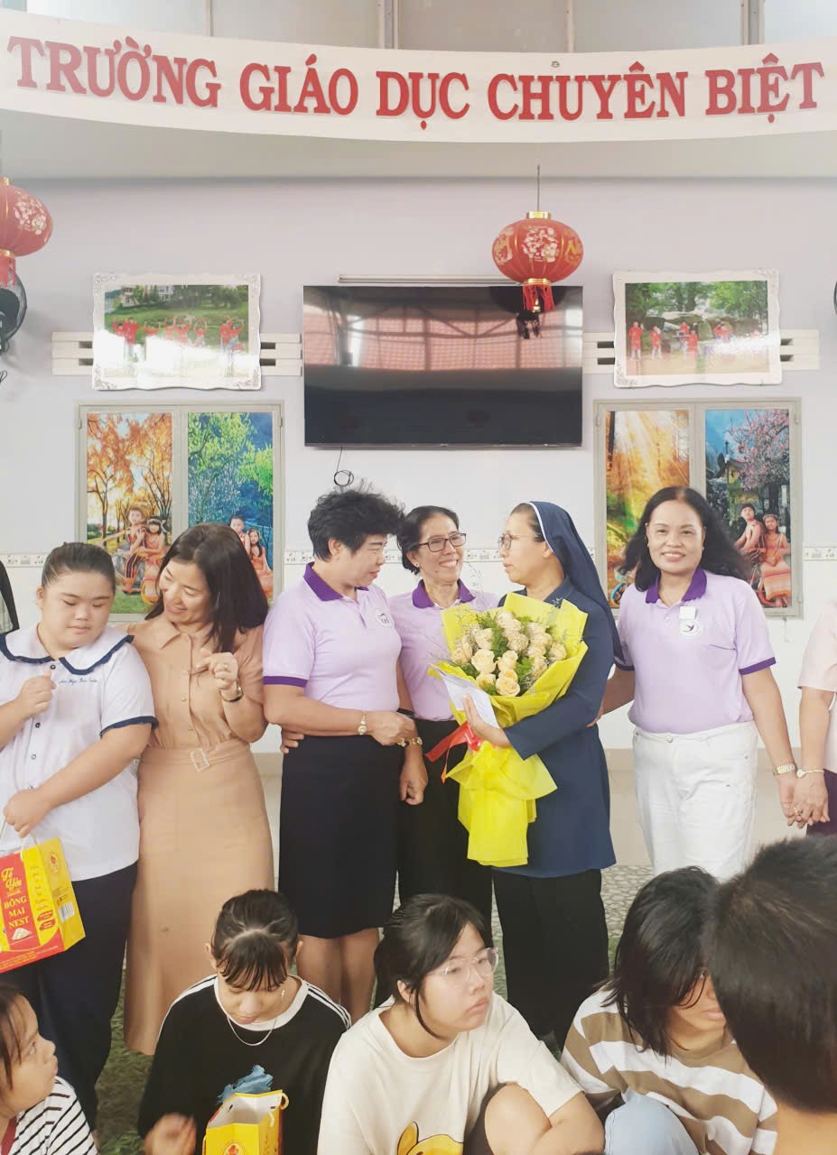 Phút giây trải lòng ấm áp yêu thương...