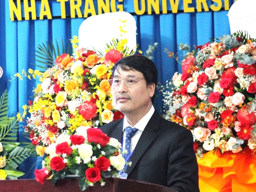 TS.Khổng Trung Thắng, Chủ tịch Hội đồng Trường Đại học Nha Trang phát biểu khai mạc Đại hộitại đại hội.