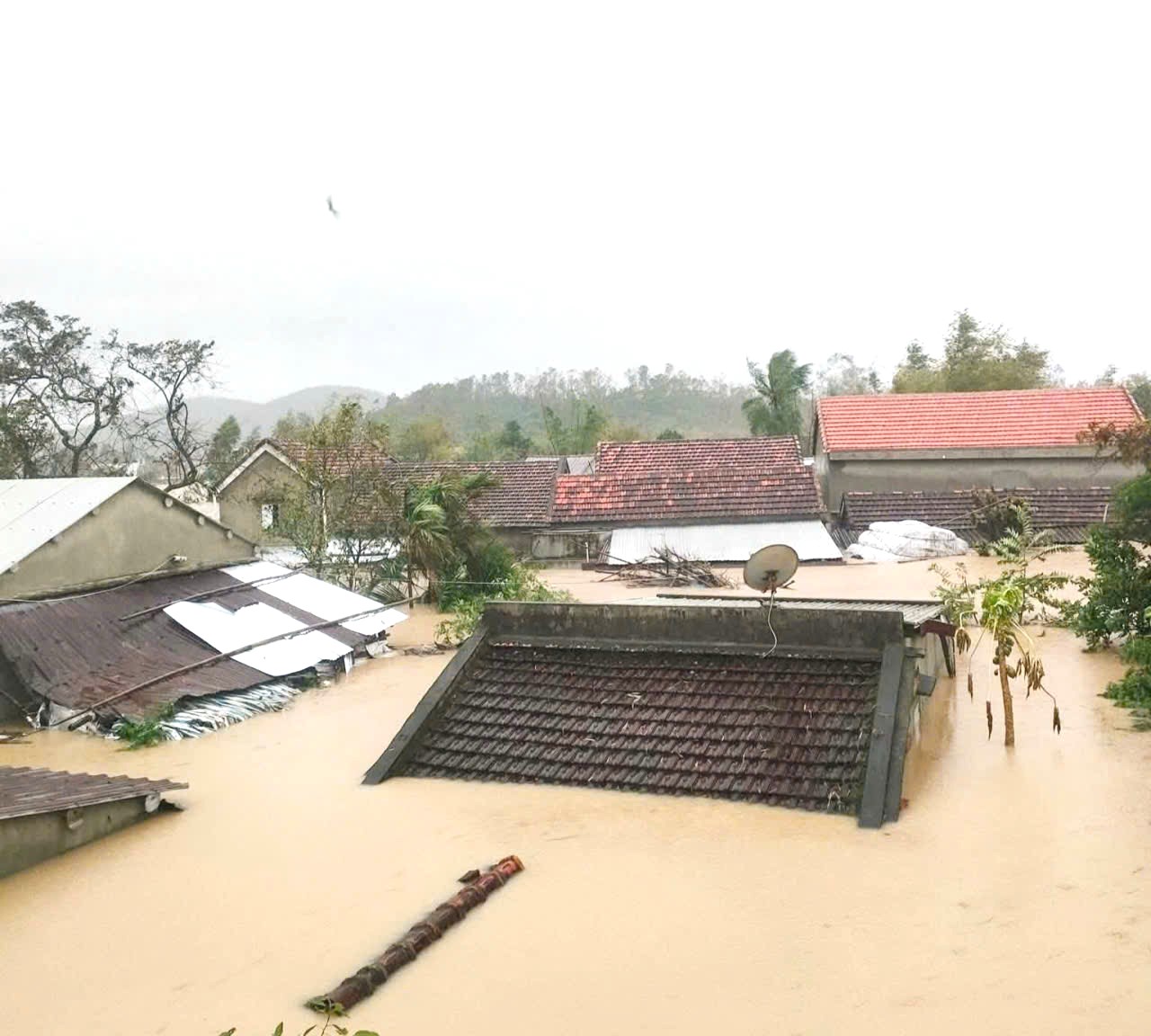 Xã Hòa Thịnh, Phú Yên, Đắk Lắk là nơi ngập sâu nhất tại Phú Yên