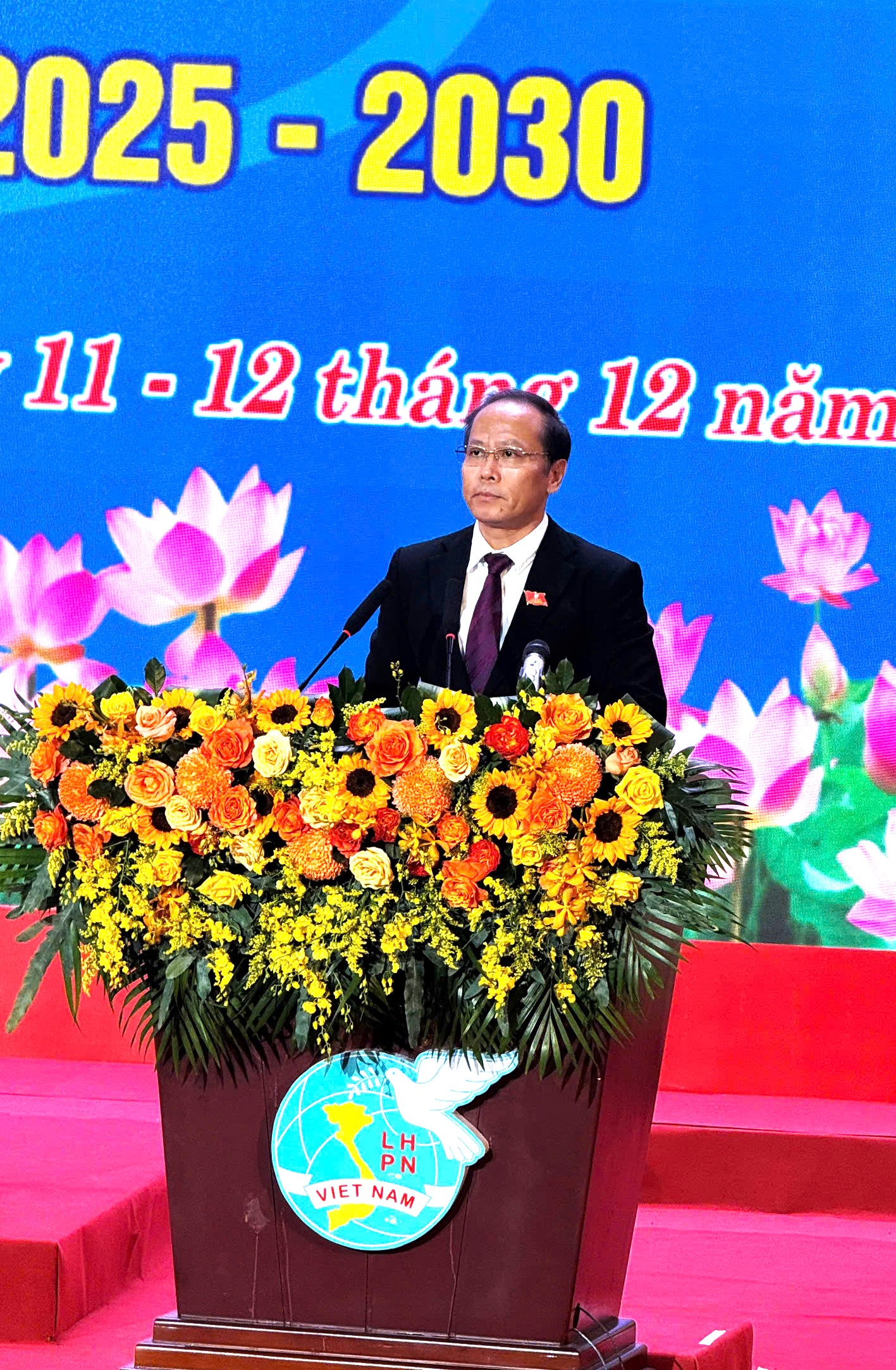 Ông Nguyễn Khắc Hà- Phó Bí thư Tỉnh ủy, Chủ tịch Ủy ban MTTQ Việt Nam tỉnh Khánh Hòa phát biểu chỉ đạo tại đại hội