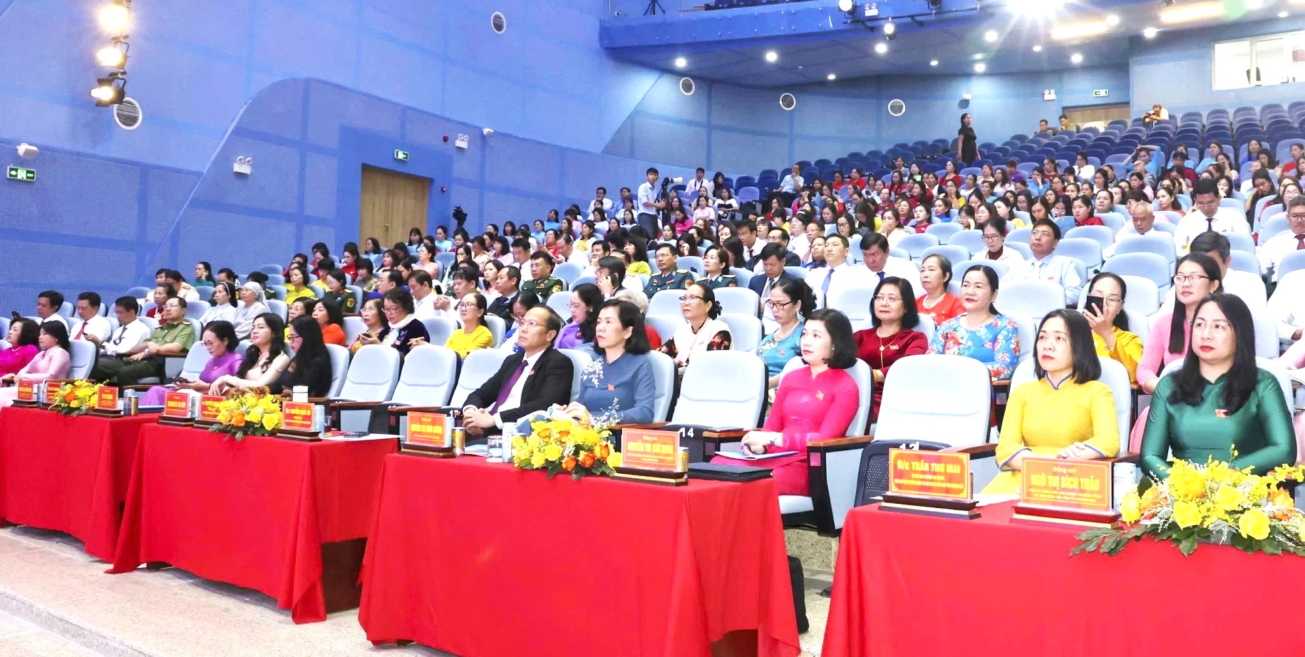 Trên 300 đại biểu hân hoan tham dự Đại hội đại biểu Phụ nữ tỉnh Khánh Hòa lần thứ I, nhiệm kỳ 2025-2030