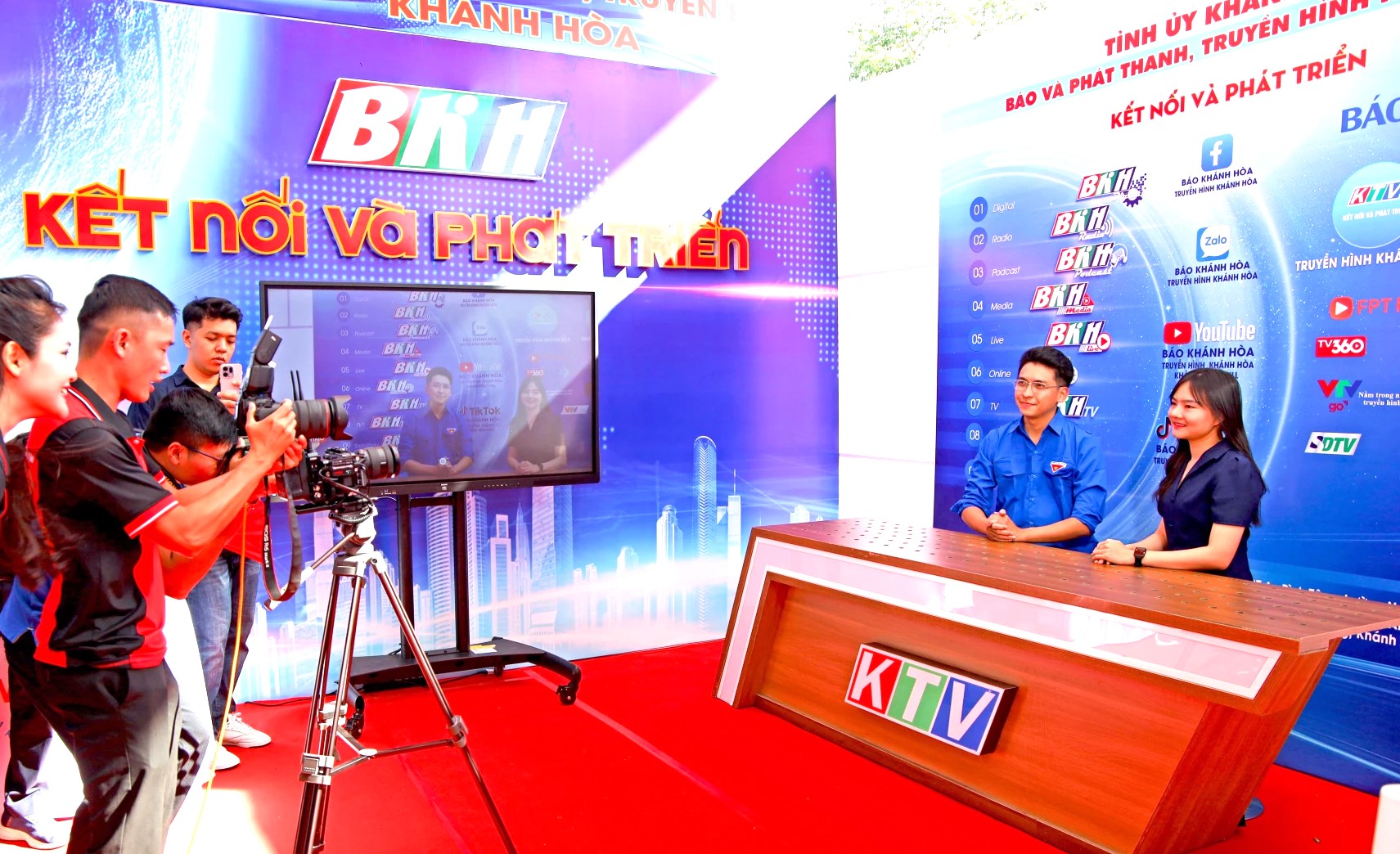 Trải nghiệm làm người hướng dẫn chương trình