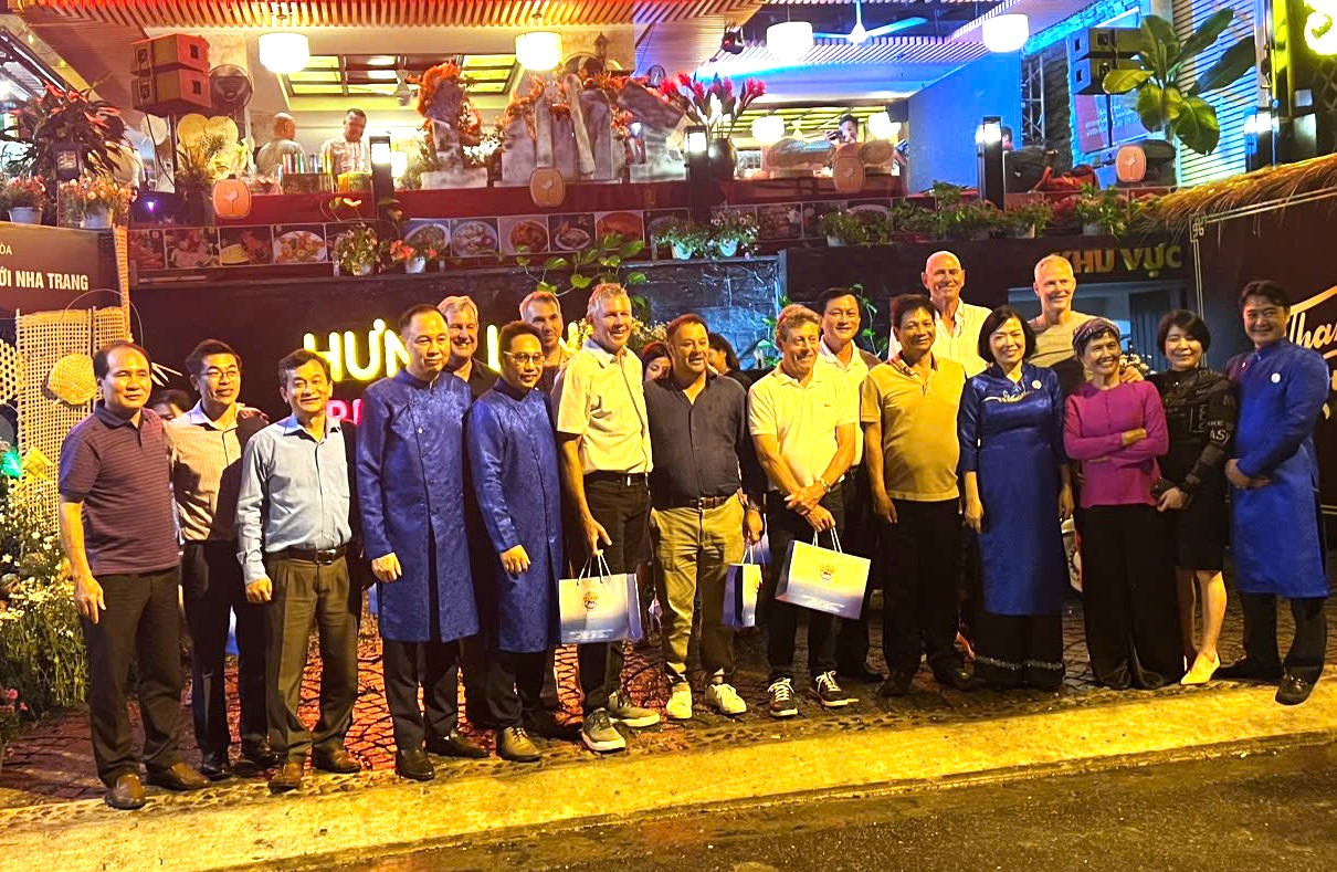 KCCA tổ chức gặp mặt giao lưu với đoàn GOLFERS huyền thoại