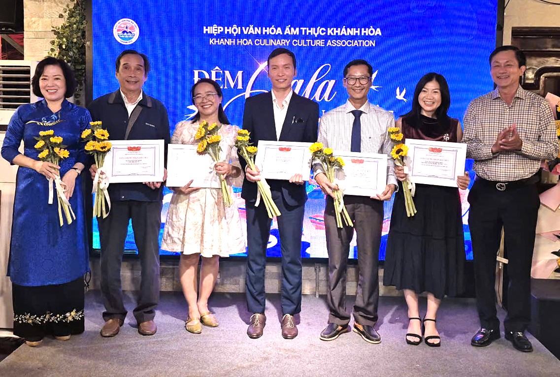 Niềm vui kết nạp 5 thành viên tiêu biểu vào ngôi nhà chung KCCA