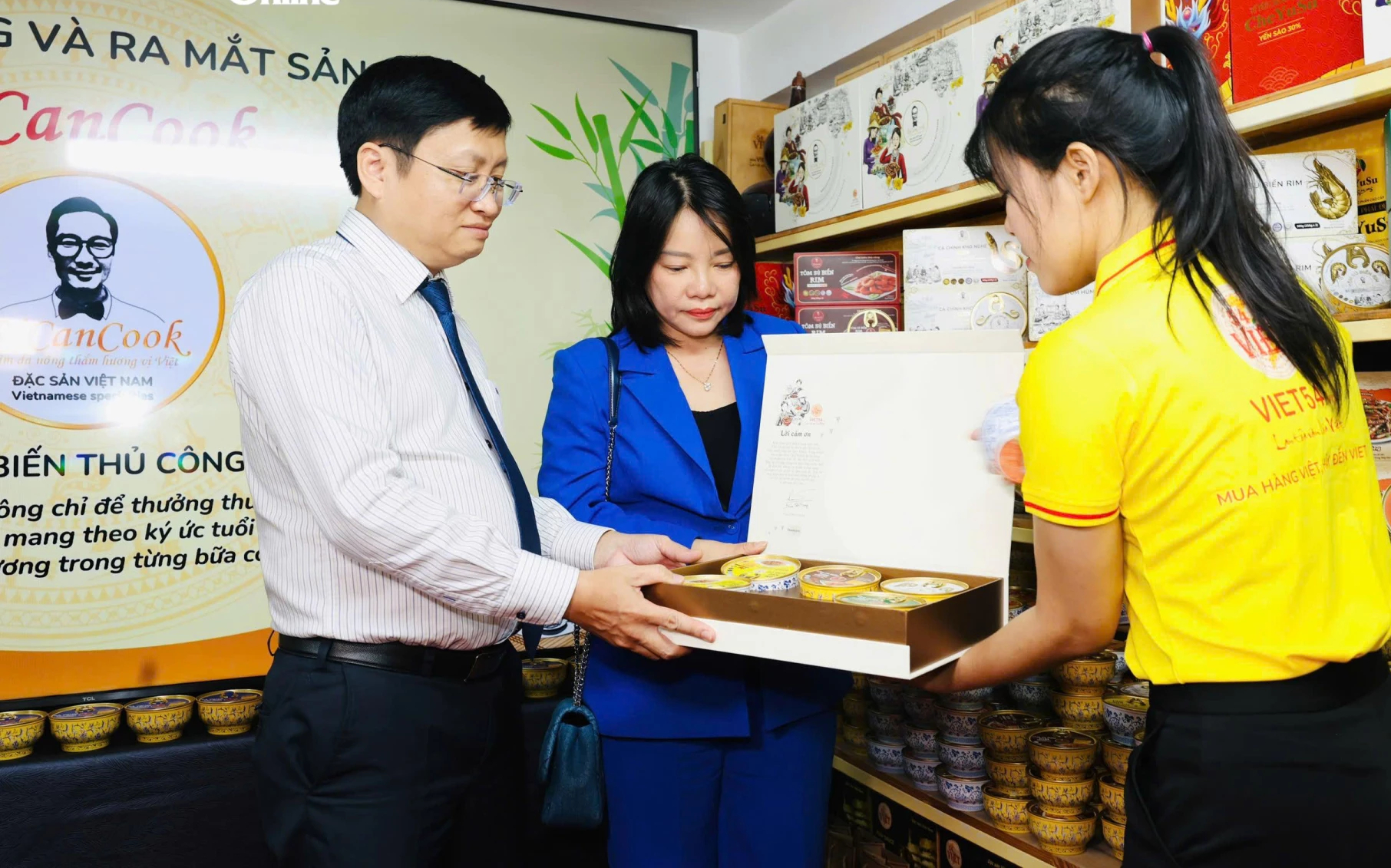 Đại biểu lãnh đạo sở, ban ngành đánh giá cao sản phẩm RiCanCook