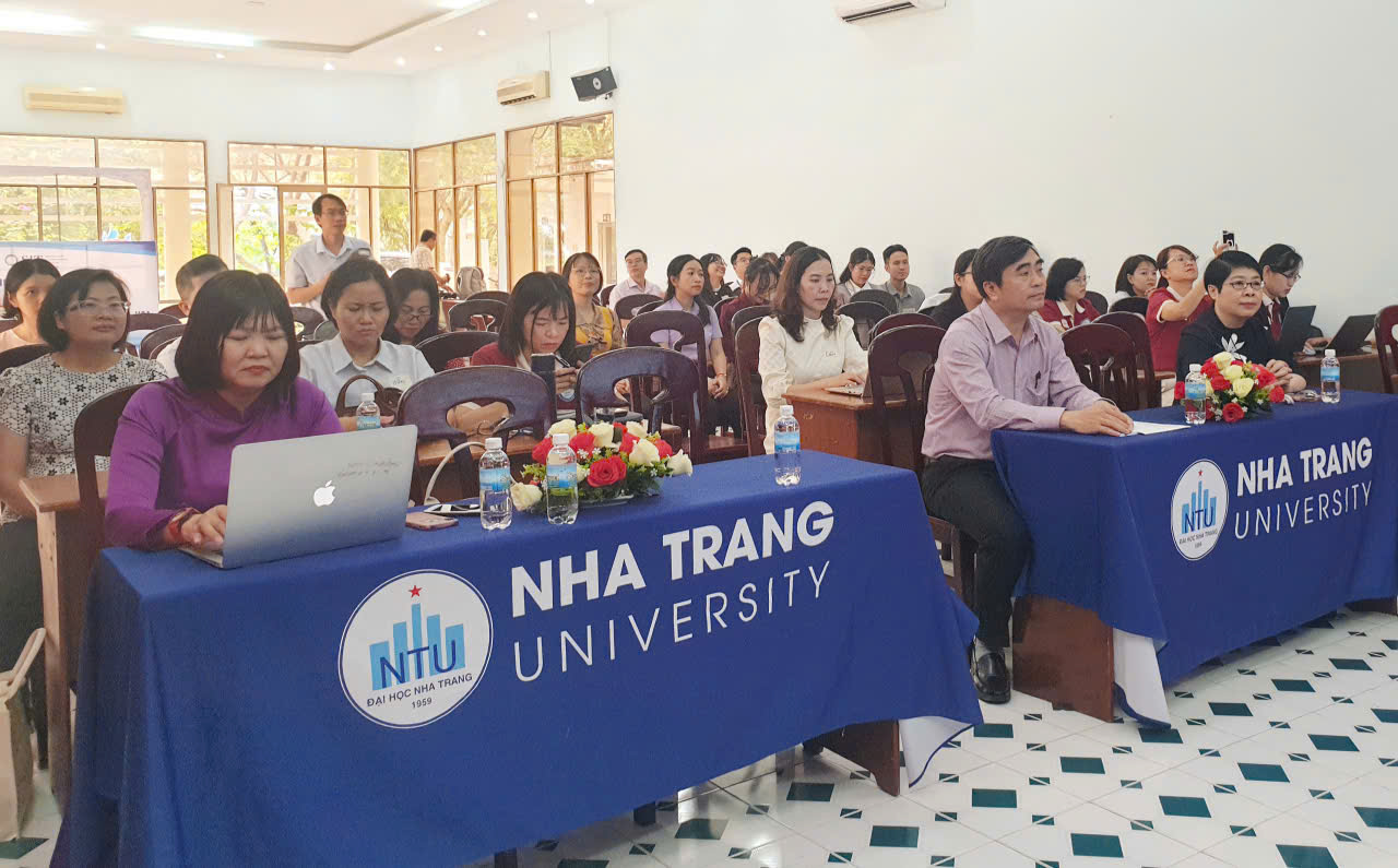 30 nữ trí thức của NTU trên tổng 40 học viên tham gia lớp tập huấn