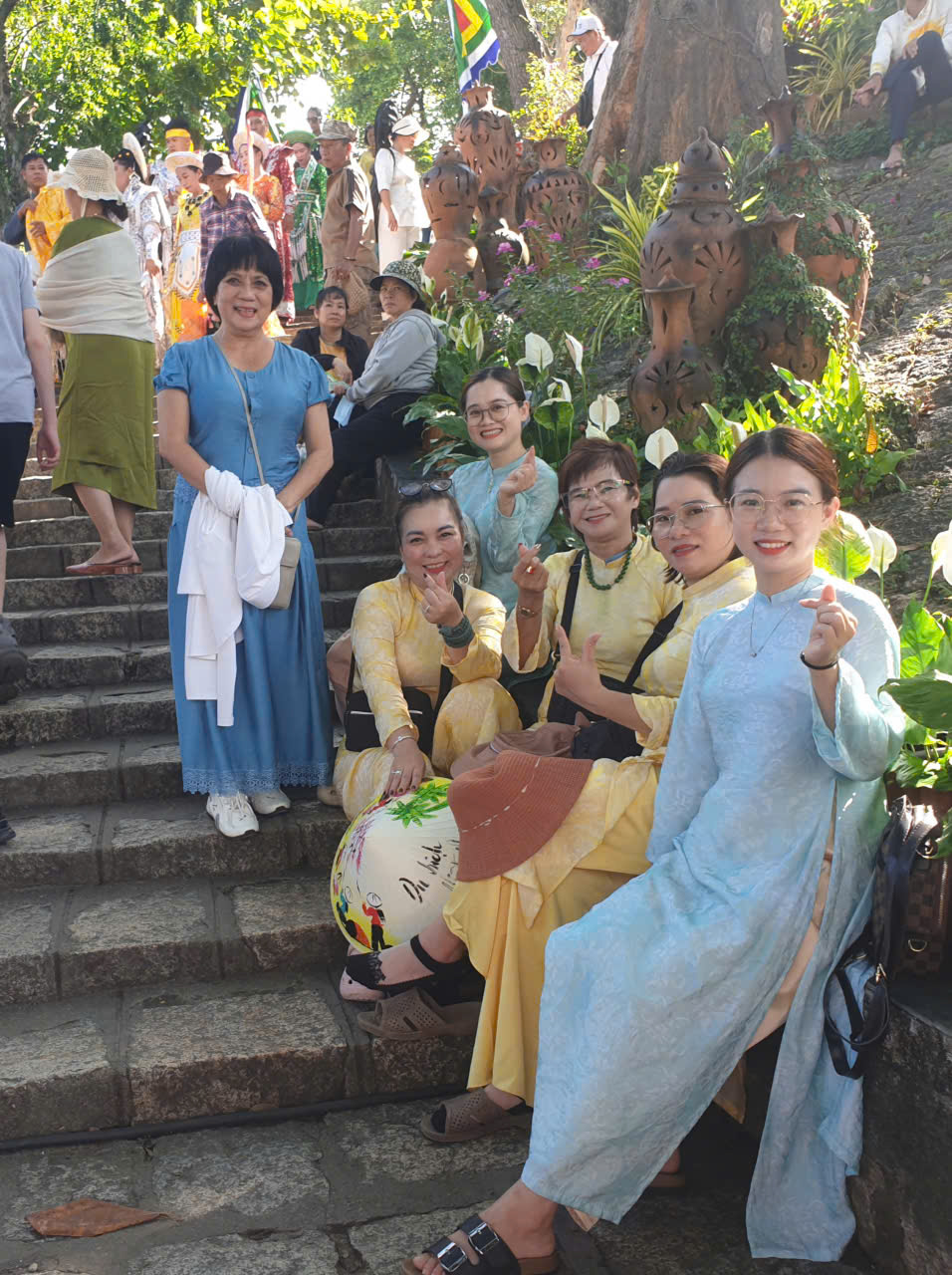 Đoàn tín ngưỡng thờ Mẫu đến từ ở TP.Đà Nẵng 