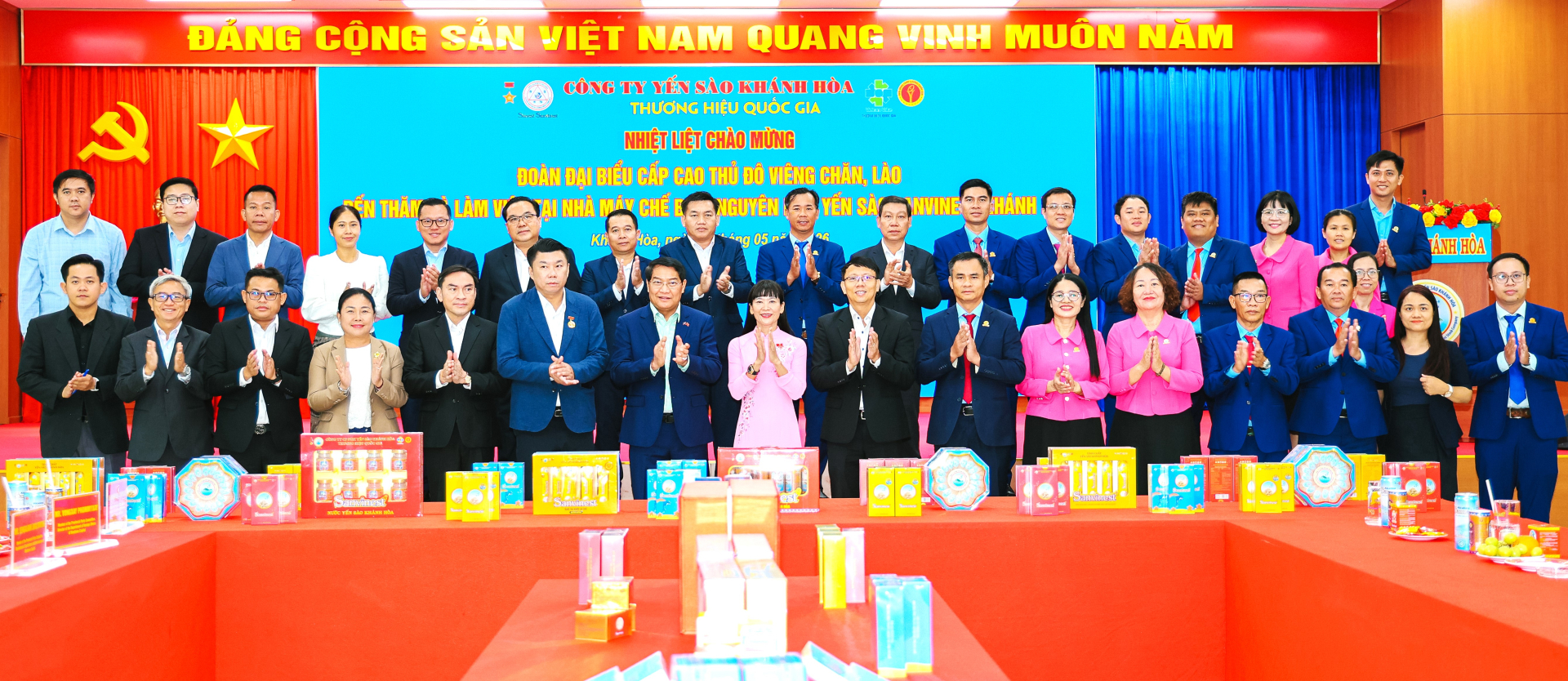 Kỷ niệm buổi làm việc Đoàn đại biểu cấp cao Thủ đô Viêng Chăn- Lào và tỉnh Khánh Hòa tại Nhà máy Chế biến nguyên liệu yến sào Sanvinest Khánh Hòa