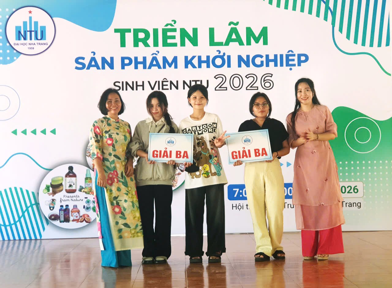 Gần 800 sinh viên tham gia cuộc thi ý tưởng và triển lãm sản phẩm khởi nghiệp