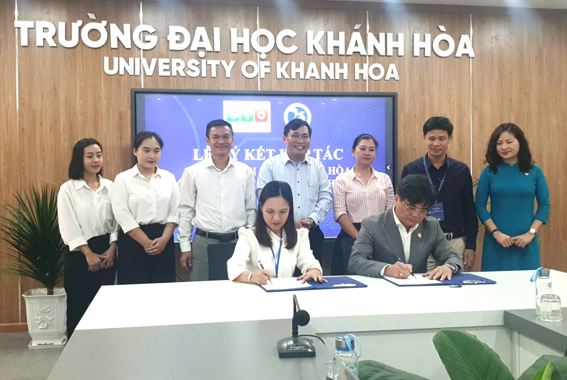 Ký kết hợp tác của 2 bên