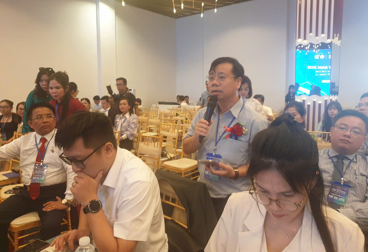               Các doanh nghiệp đã phát biểu thẳng thắn nhiều vấn đề cấp thiết        