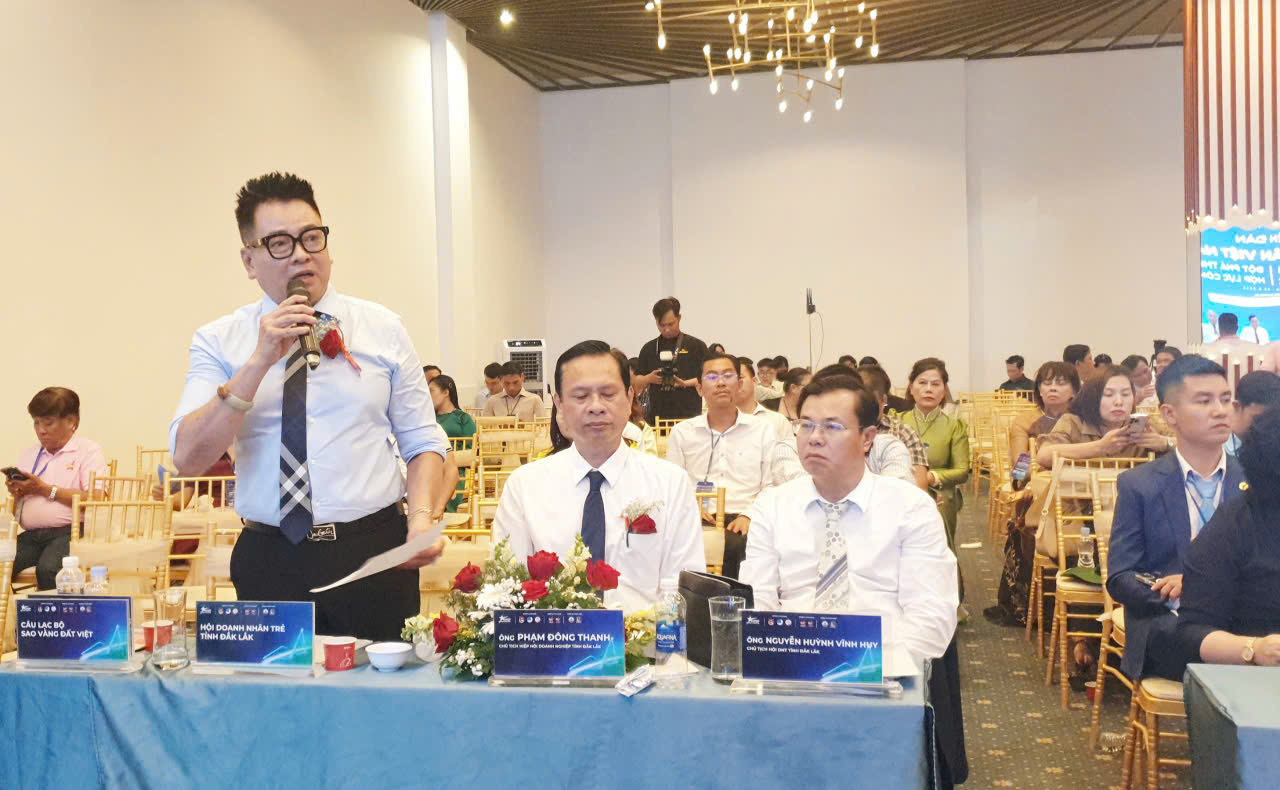 Các doanh nghiệp đã phát biểu thẳng thắn nhiều vấn đề cấp thiết