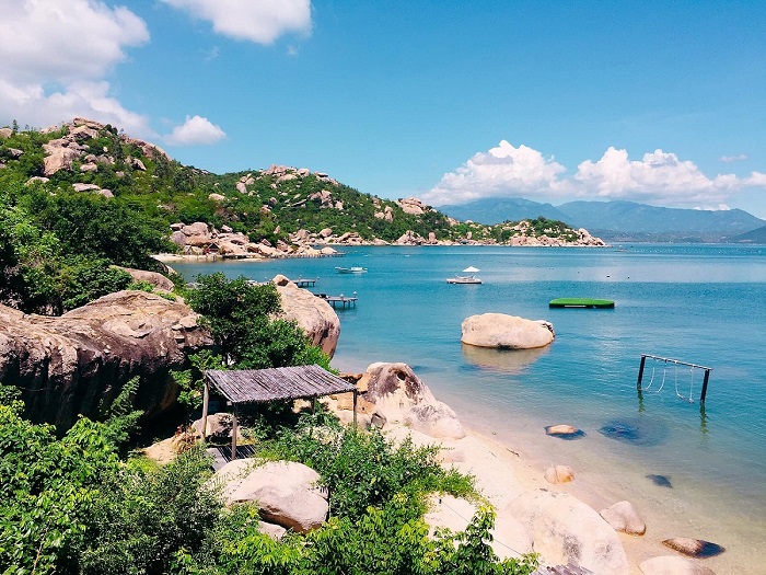 Du lịch biển- thế mạnh du lịch Khánh Hòa