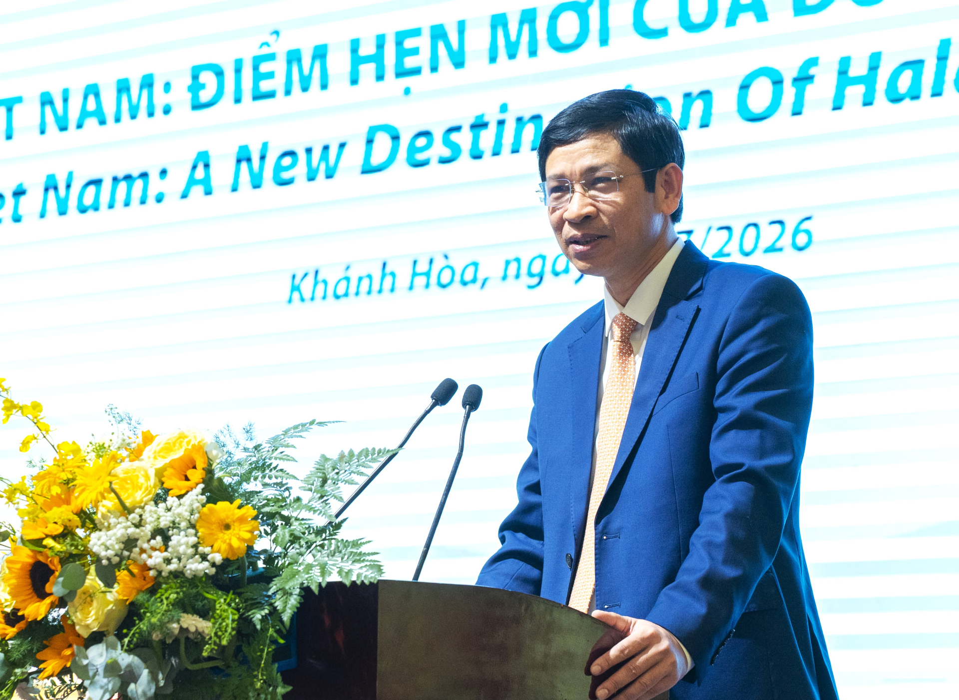 Thứ trưởng Bộ Văn hóa, Thể thao và Du lịch Hồ An Phong phát biểu tại hội nghị.