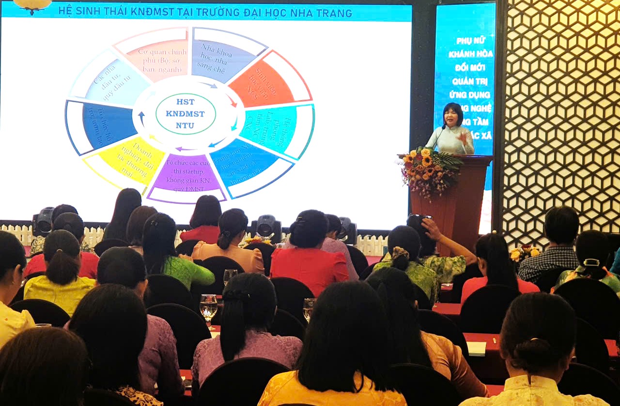 TS. Trần Thị Mỹ Hạnh, Giám đốc Trung tâm ĐMST, NTU