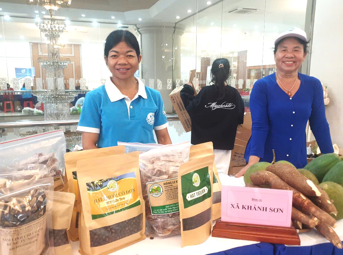 Khánh Hòa chú trọng xây dựng hệ sinh thái hỗ trợ phụ nữ khởi nghiệp trong thời kỳ chuyển đổi số, chuyển đổi xanh